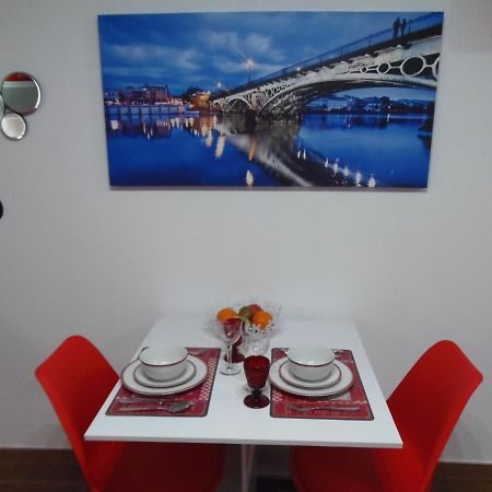 Apartamento En Triana Apartment Seville Luaran gambar